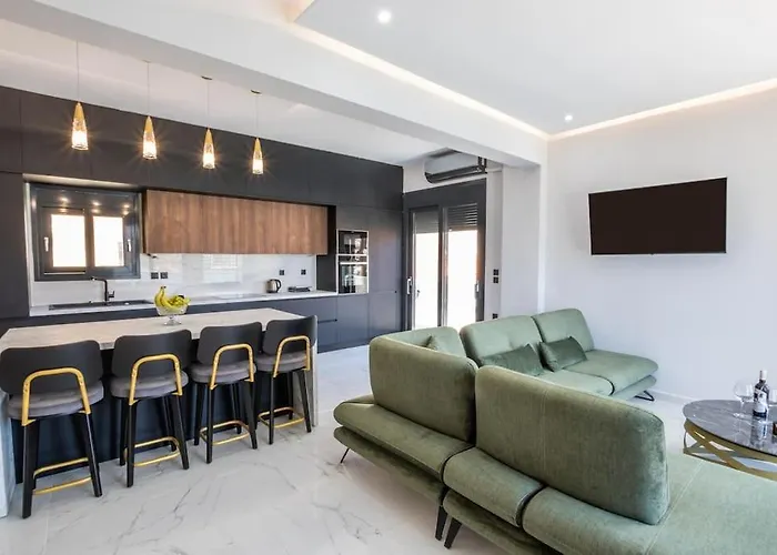 Lovely With Harbor View In Pigadia